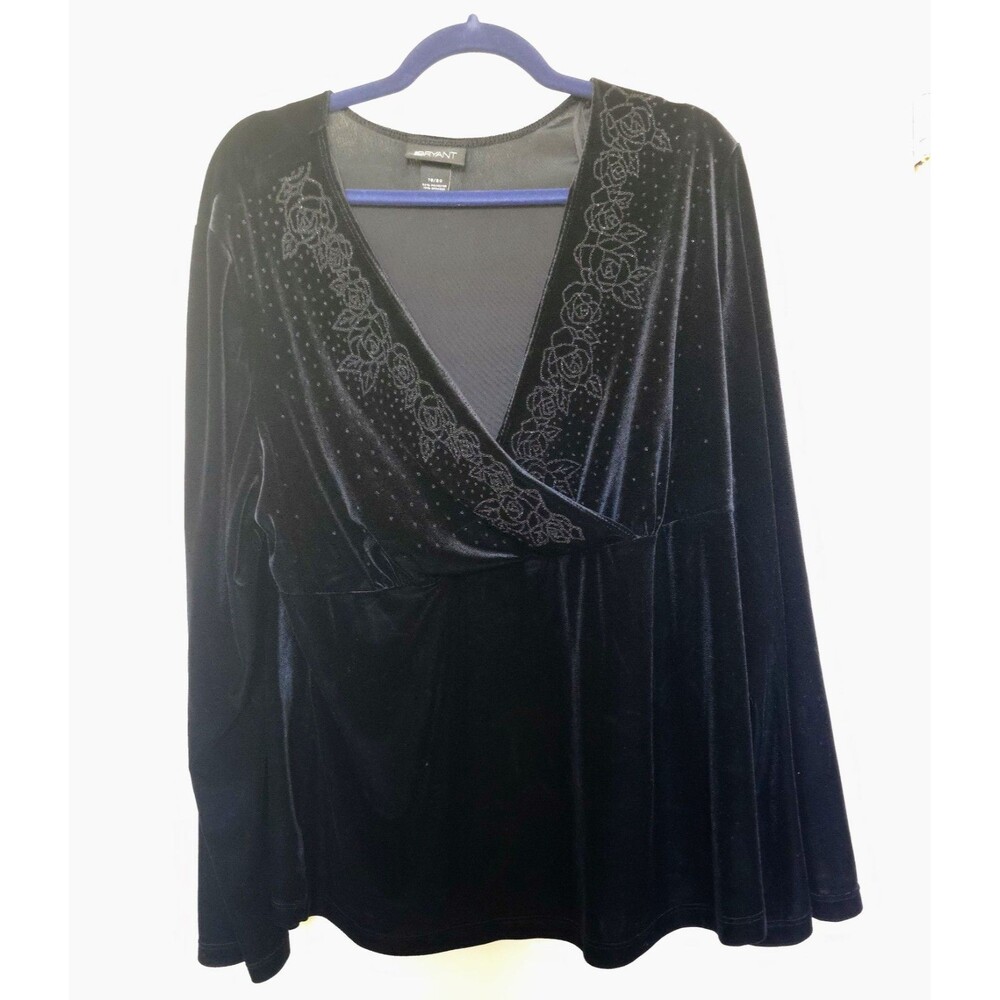Lane Bryant Black Velour Embroidered Floral Top 18/20 Plus Surplice Neckline